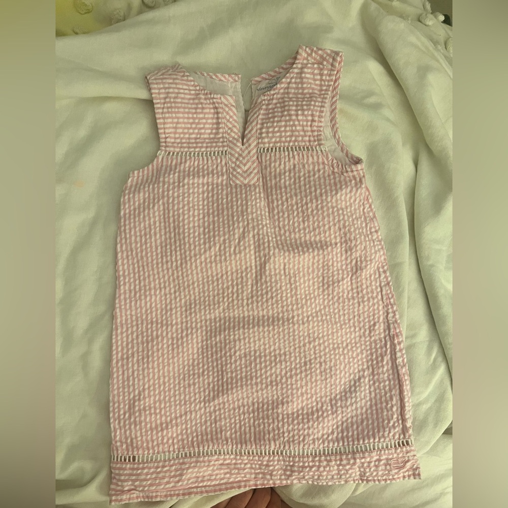Vineyard Vines seersucker Pink and White Striped Sleeveless Top